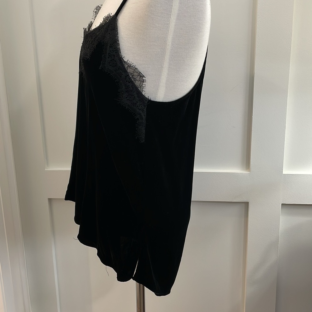 NWOT CAMI NYC Black Velvet and Lace Cami. Size M - Picture 2 of 9